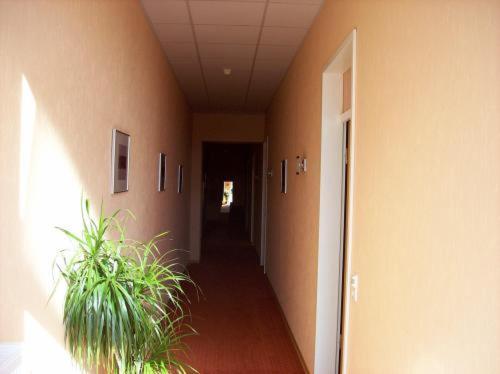 Econo Motel Goelzer Büchenbeuren Exteriör bild